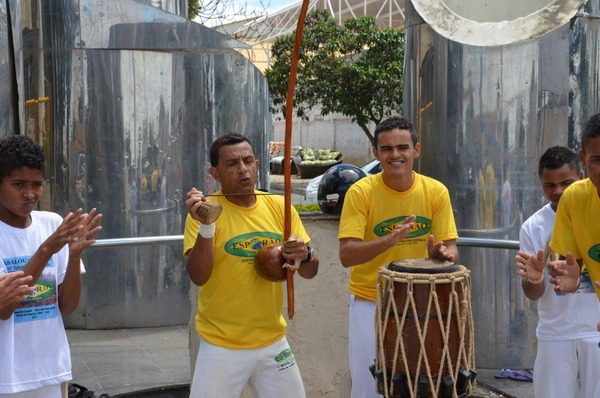 FICC promove oficinas do Espaço Qualifica e Roda do Gueto de capoeira