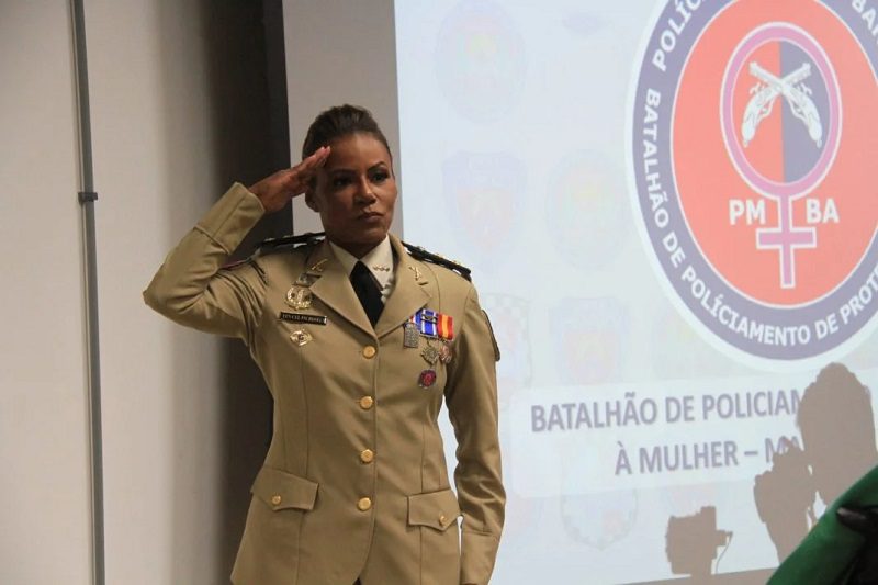 Tenente-coronel Roseli é a primeira mulher a comandar um batalhão na história da PMBA