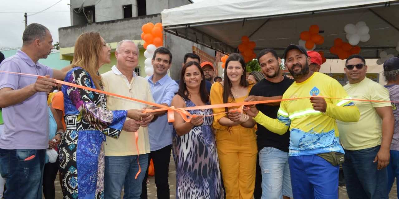 Ibicaraí: prefeita entrega ruas calçadas nos bairros Corina Batista e Duque de Caxias 