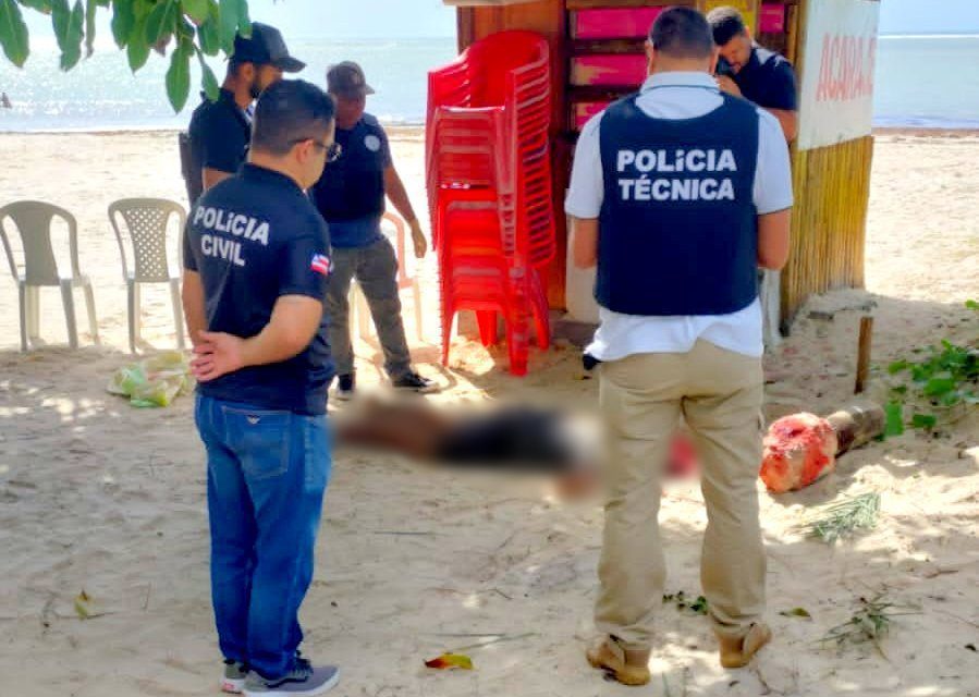 Polícia investiga assassinato brutal de indígena de 16 anos; corpo foi encontrado em praia de Santa Cruz Cabrália