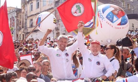 Lula e Jerônimo participaram do desfile do Bicentenário da Independência do Brasil na Bahia