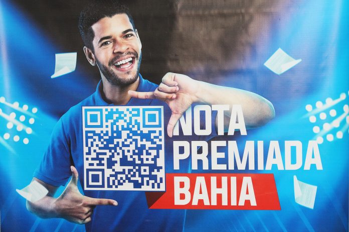 Moradora de Lauro de Freitas ganha prêmio especial de R$ 1 milhão da Nota Premiada Bahia