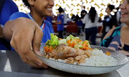 Com 30 milhões de refeições ao mês, Programa de Alimentação Escolar garante a segurança nutricional dos estudantes da rede estadual