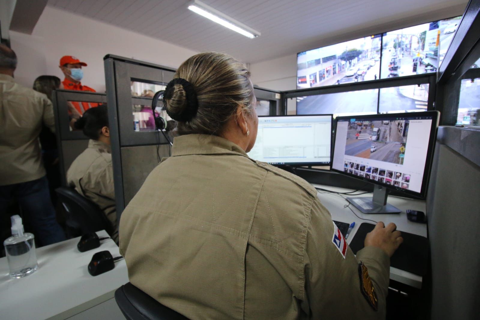 d702931e-9e65-4413-b6c1-a3dfad917cc6