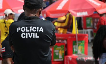 Investigado por extorquir homens casados é preso na Bahia