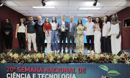 Na abertura da 20ª Semana Nacional de Ciência e Tecnologia, governador assina decreto que regulamenta setor na Bahia