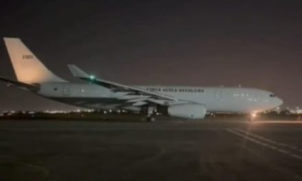 Avião da FAB fará repatriação de brasileiros em Israel