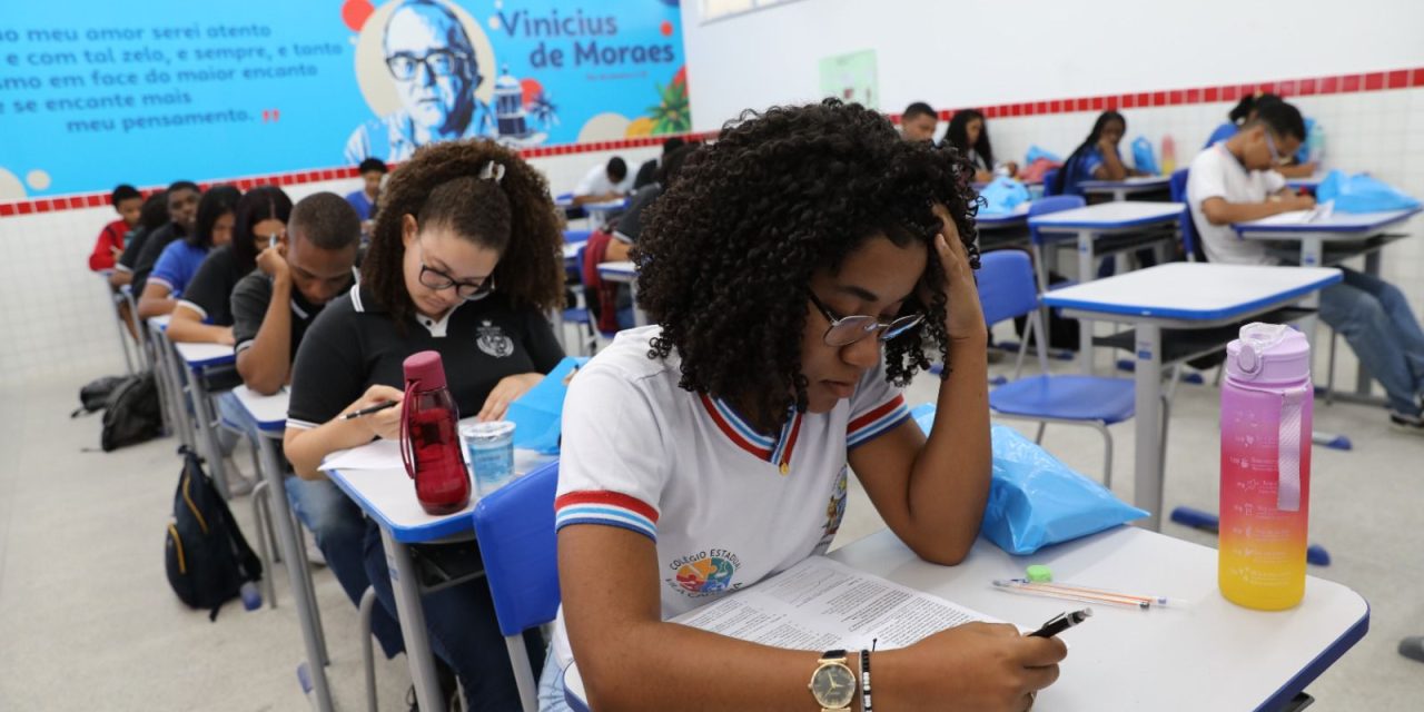 Bahia alcança índice de 85% de participação dos estudantes da rede estadual nas provas do Saeb