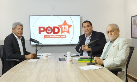 Na estreia do videocast do PT Bahia, Jerônimo diz que política se faz olhando para frente