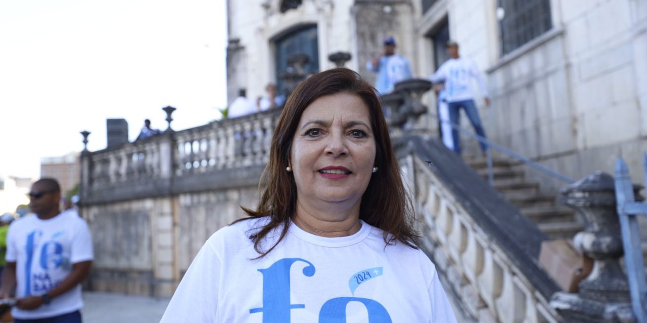 Nos festejos ao Senhor do Bonfim, Adélia Pinheiro celebra fé e valores da Educação e democracia