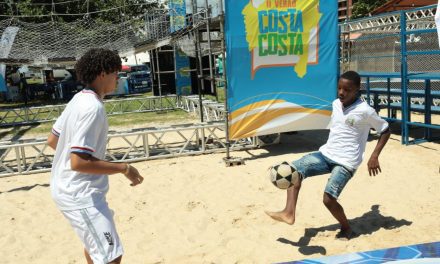Estudantes participam de diversas atividades do Projeto Verão Costa a Costa em Ilhéus