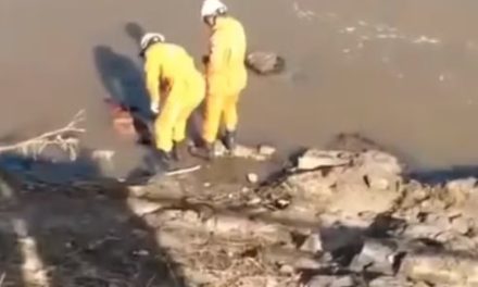 Inusitado: homem dorme em rio, é confundido com morto e bombeiros são acionados para resgate em Itabuna
