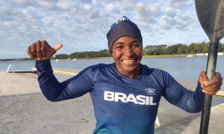 Atleta de Itacaré conquista vaga olímpica inédita na história da canoagem de velocidade feminina