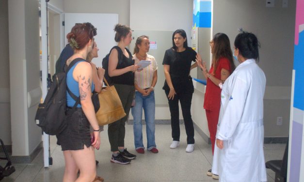 Estudantes da Universidade de Otawa elogiam modelo vitorioso do Hospital Materno-Infantil
