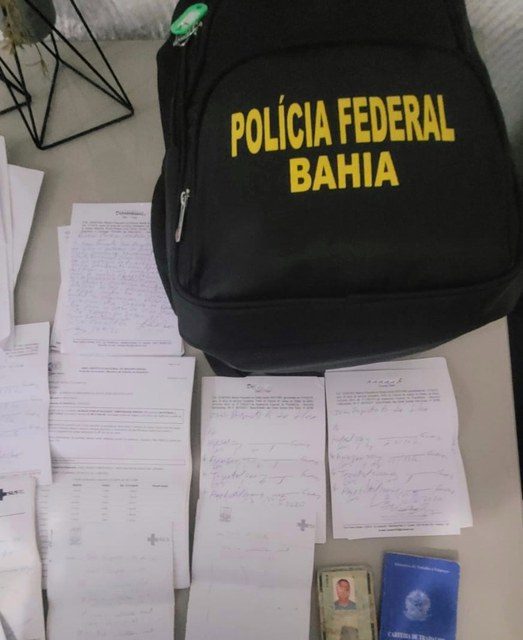 Operação da PF investiga grupo suspeito de fraudar benefícios do INSS na Bahia; prejuízos passam de R$ 6 milhões