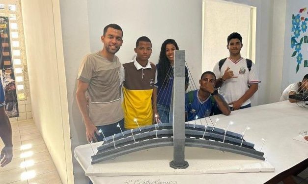 Estudantes do CEEP do Chocolate em Ilhéus desenvolvem protótipo da Ponte Jorge Amado