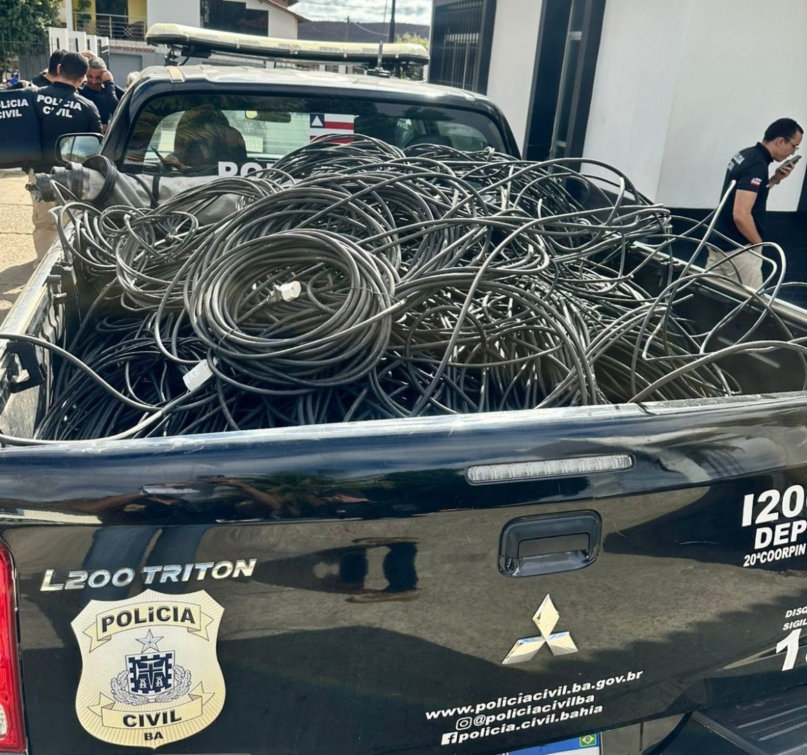 9add9c44-dcb7-48a4-acd6-2d0acf6a0663_0