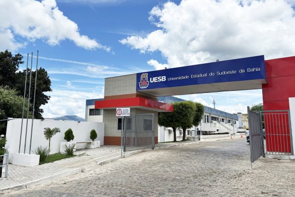 Uesb Fachada Jequié (1)