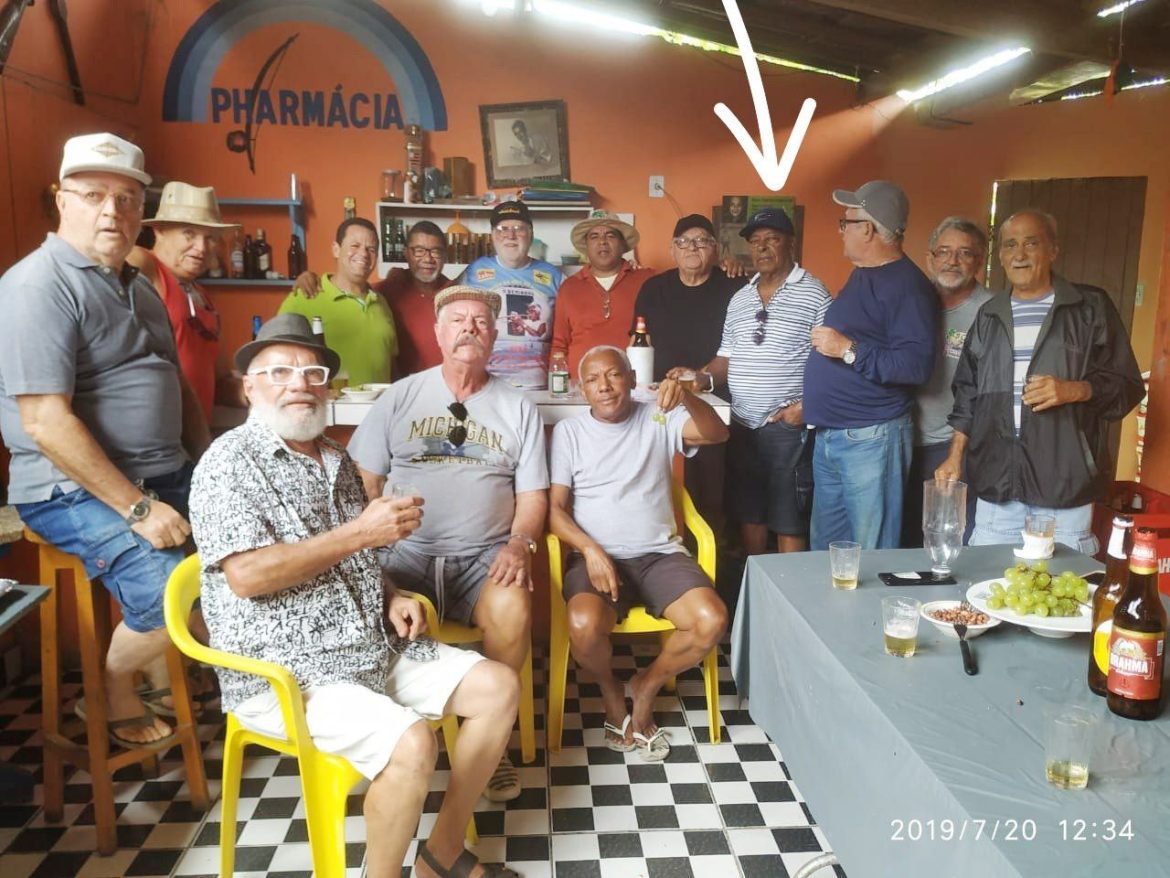 Os confrades posam pra foto e a posteridade (1)